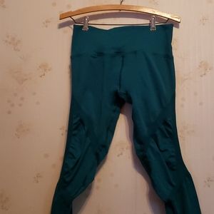 Alphalete Aero leggings in Teal and size XL